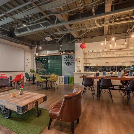 Light Hostel Hualien Exterior photo