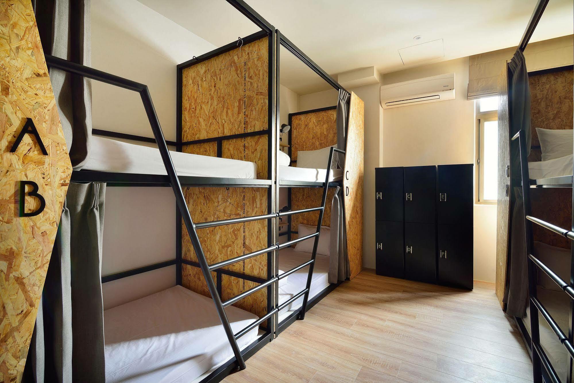 Light Hostel Hualien Exterior photo